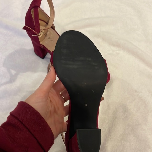 Maddison burgundy block heels open toe. - Picture 3 of 5